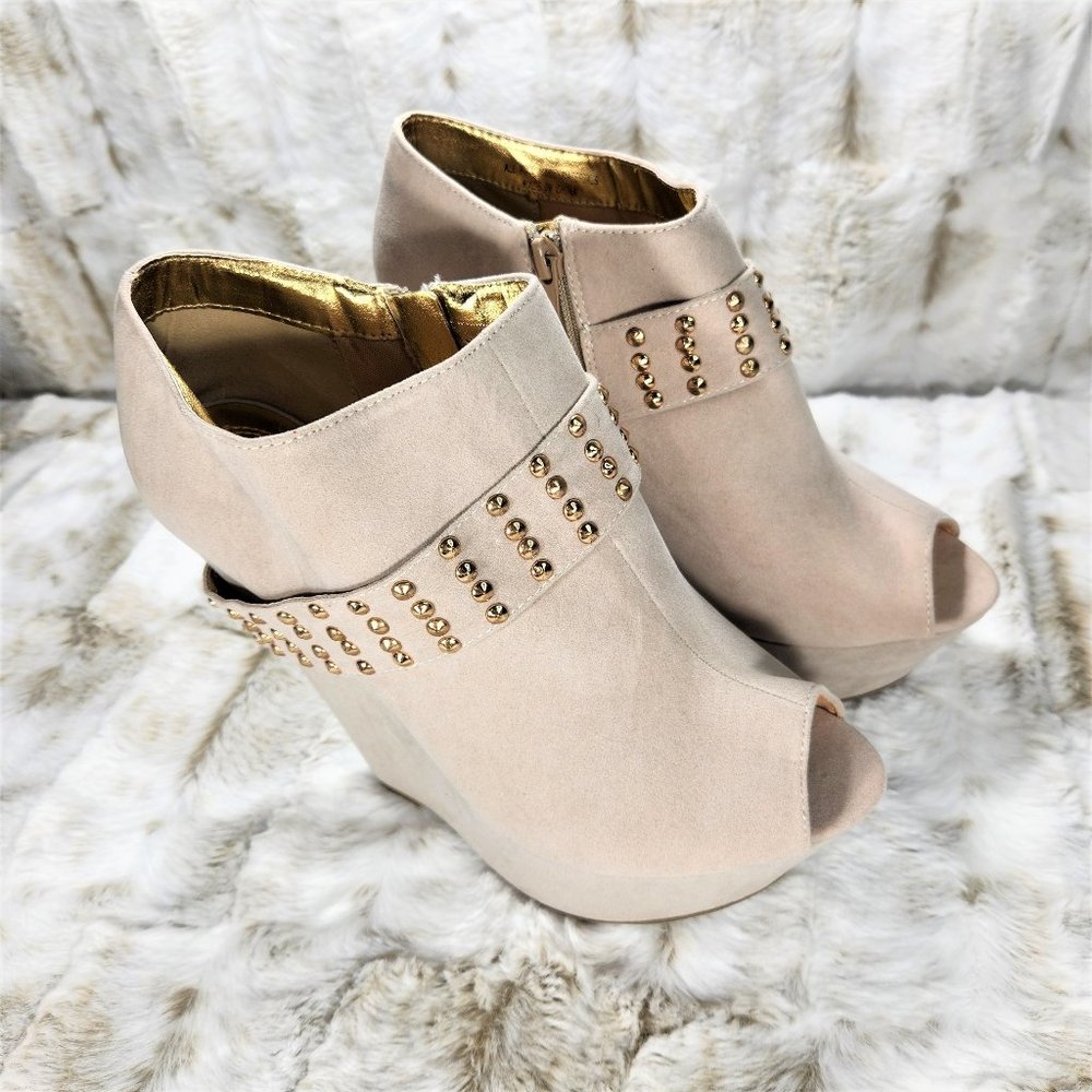 * Mona Mia Nude With Gold Studs Faux Leather Wedge Booty - Picture 11 of 15